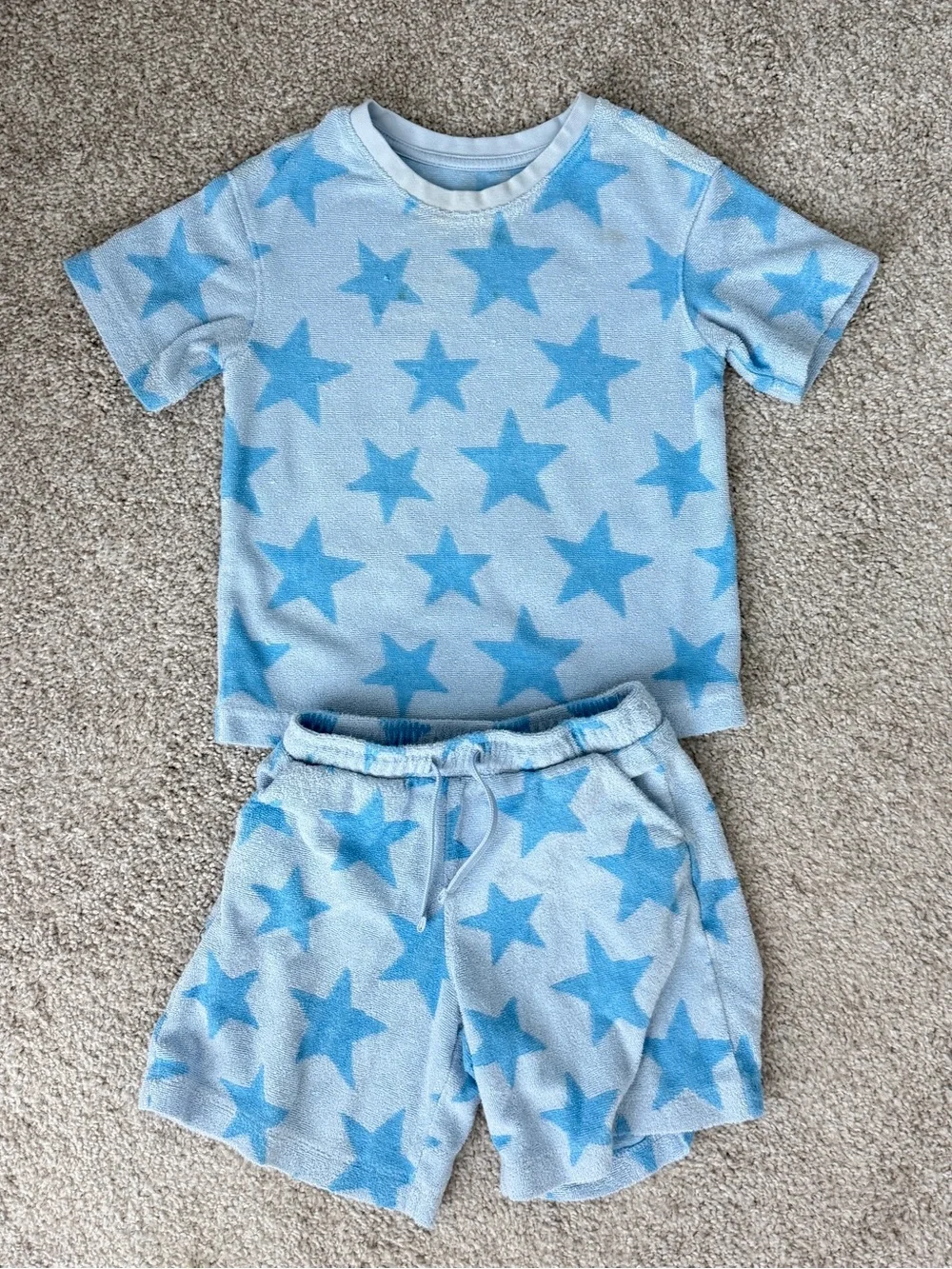 Target Cat & Jack Toddler Terry Cloth Shorts and Tee Set in Blue Stars, size 4T
